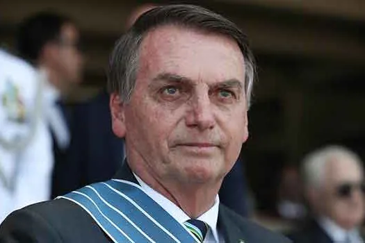 Bolsonaro quer processar líder que o chamou de ‘vagabundo’