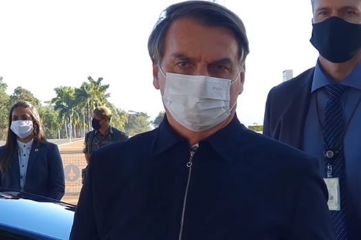 ‘Vai ter mais’, diz Bolsonaro sobre ação da PF no Rio