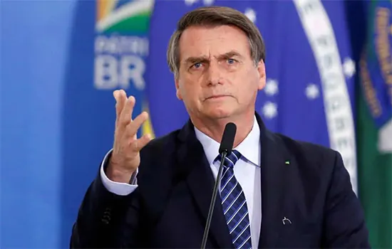 Bolsonaro veta concessão de assistência à saúde a policiais civis do DF