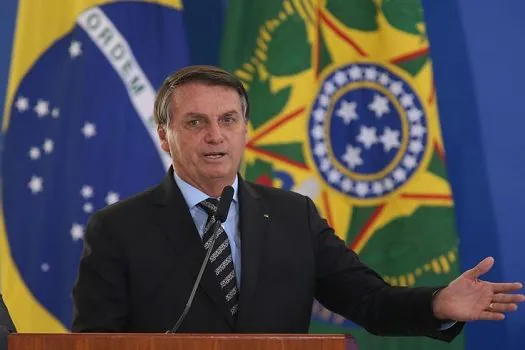 Bolsonaro diz que Auxílio Brasil paga três vezes mais picanha que o Bolsa Família