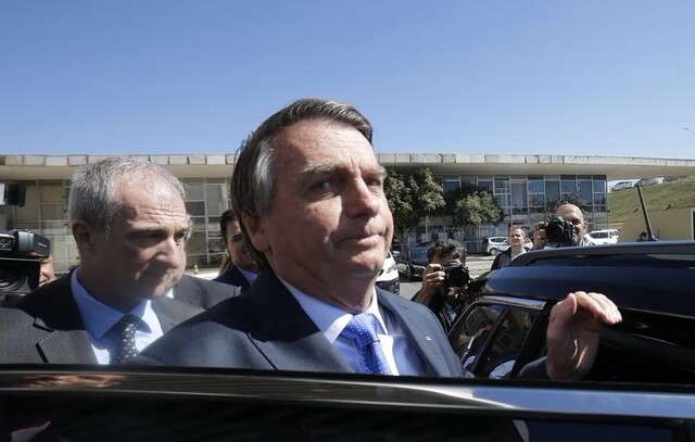 Bolsonaro diz que ação contra ele no TSE é ‘frágil’