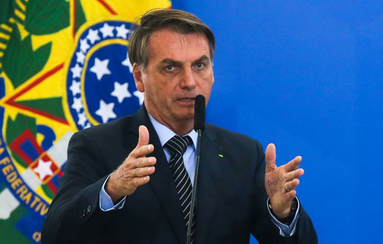 Bolsonaro sugere que a esquerda realize um panelaço durante sua declaração de Ano Novo