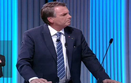 Bolsonaro diz que Lula foi solto porque existia um ‘amiguinho’ no STF