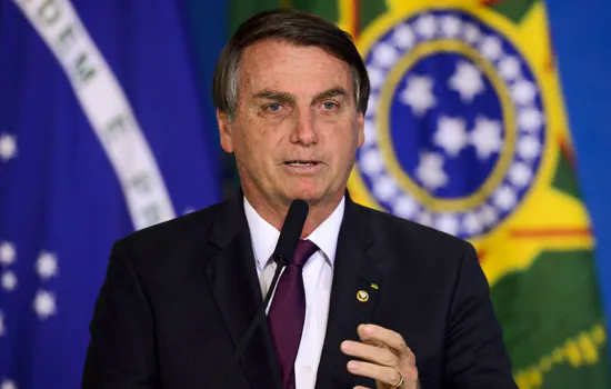 Bolsonaro pede solução para ampliar isenção da tabela do Imposto de Renda