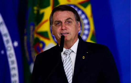 Bolsonaro diz que buscará diálogo com Rússia para retorno de brasileiro preso no país