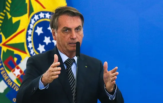 Bolsonaro afirma que não falou com Trump após as buscas realizadas pelo FBI