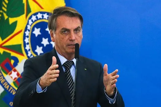 Com 13,2% das urnas apuradas, Bolsonaro lidera com 48,35%