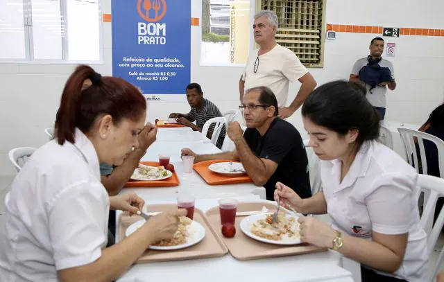 21 unidades do Bom Prato vão funcionar nos finais de semana e feriados