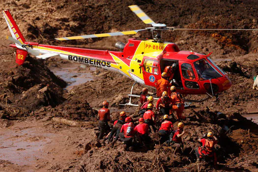 Brumadinho: 100 dias após desastre e os bombeiros ainda buscam por 35 vítimas