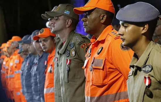 Bombeiros relatam mais medo e aumento do uso de remédios na pandemia