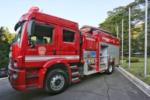 SP Sem Fogo: saiba as diferentes técnicas dos bombeiros para combater focos de incêndio