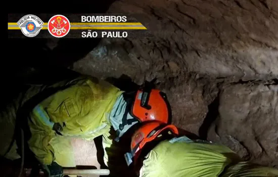 Desabamento de caverna em São Paulo deixa nove mortos