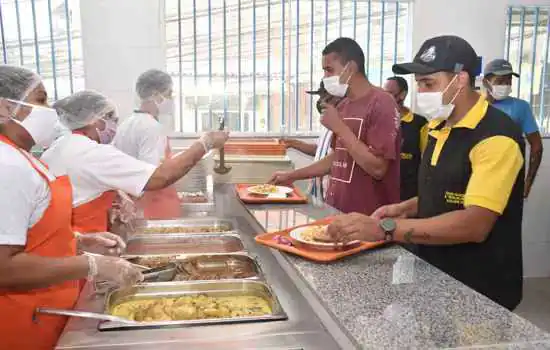 Bom Prato oferece almoço especial de Ano Novo