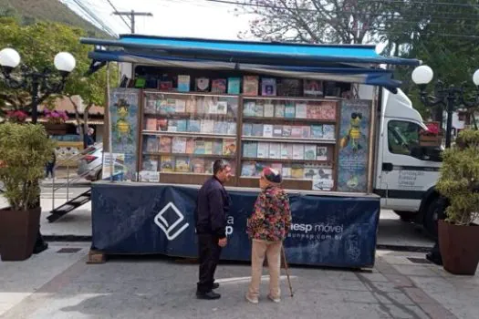 Livraria móvel da Editora Unesp chega à Ribeirão Pires