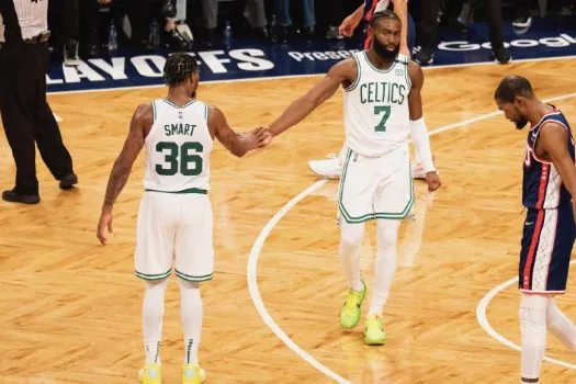 Celtics “varrem” Nets e Mavericks desempatam série com o Jazz nos playoffs da NBA