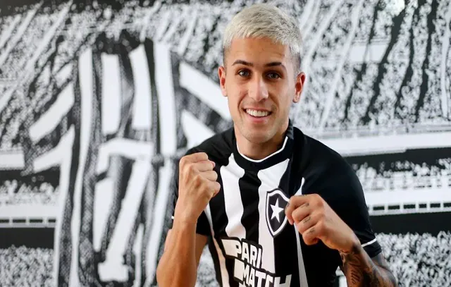 Botafogo anuncia contratação do uruguaio Diego Hernández para o Campeonato Brasileiro