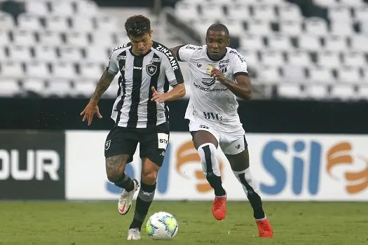 Em jogo agitado, Botafogo e Ceará empatam por 2 x 2 no Nilton Santos