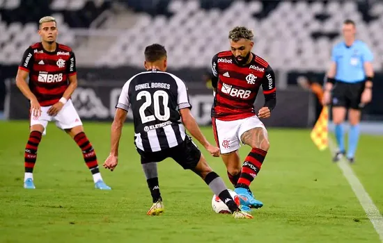 Botafogo tenta acabar com incômodo jejum de vitórias contra o empolgado Flamengo