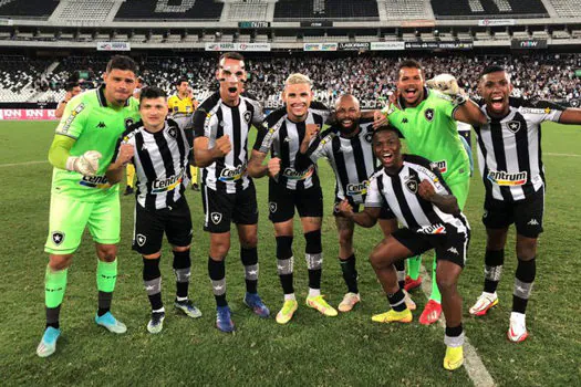 Botafogo derrotou o CRB por 2 a 0