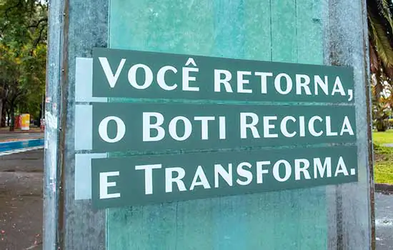 O Boticário transforma plástico reciclado para melhorar estrutura de escolas