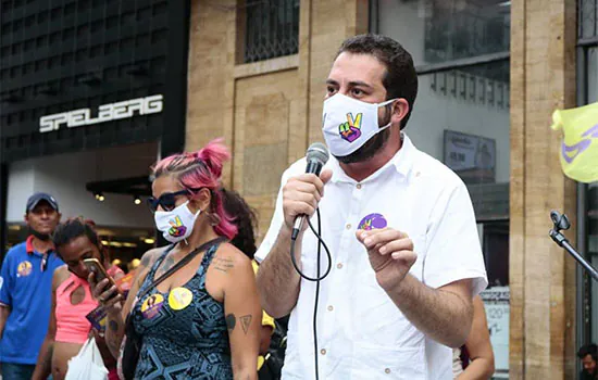 Boulos aciona Justiça por falsa conta de WhatsApp que pede dinheiro em seu nome