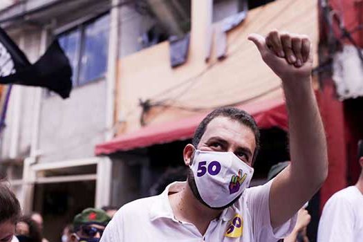 Boulos vai a Heliópolis e destaca apoio de outros sete partidos