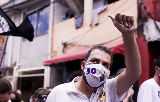 Boulos vai a Heliópolis e destaca apoio de outros sete partidos