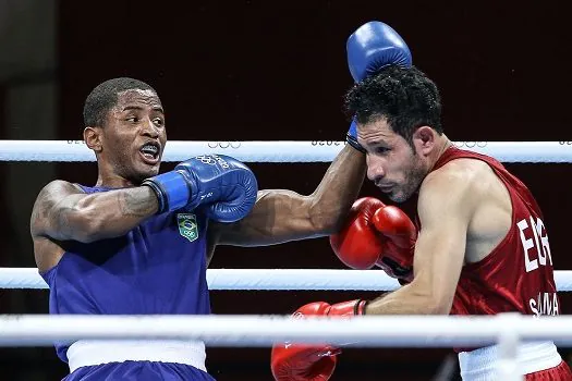 Wanderson de Oliveira avança às oitavas de final do boxe em Tóquio