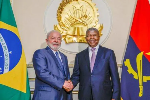 Lula e presidente de Angola conversam sobre ampliação de cooperação durante reunião