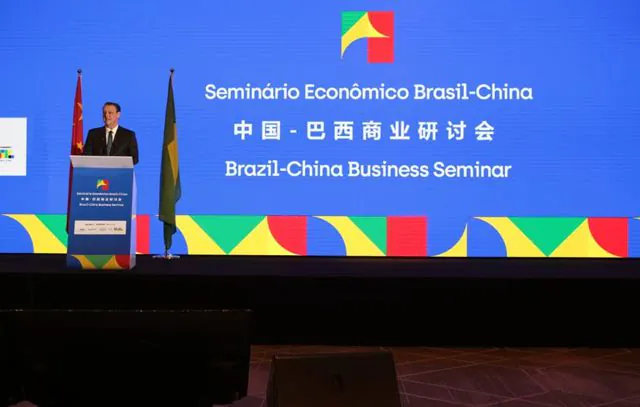 Ministro da Agricultura e Pecuária do Brasil comemora resultados da visita oficial à China