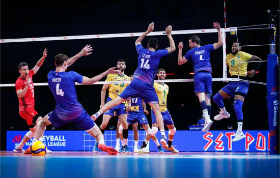 Liga das Nações: Brasil enfrenta a França por um lugar na decisão masculina