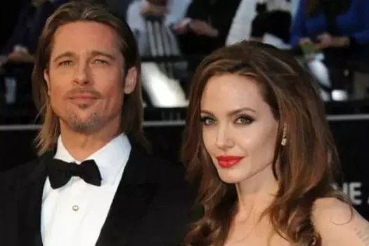 Ao FBI, Angelina Jolie relata ter sido agredida por Brad Pitt em avião