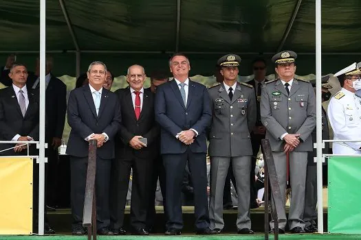 Braga Netto: Forças Armadas são protagonistas sob autoridade do presidente