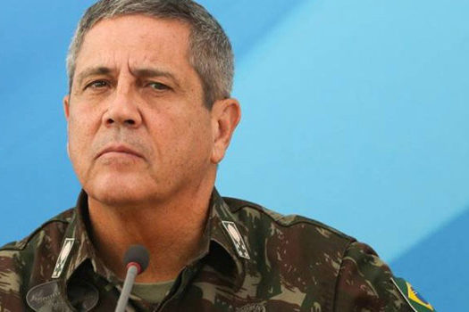 Braga Netto divulga carta em que celebra ditadura militar