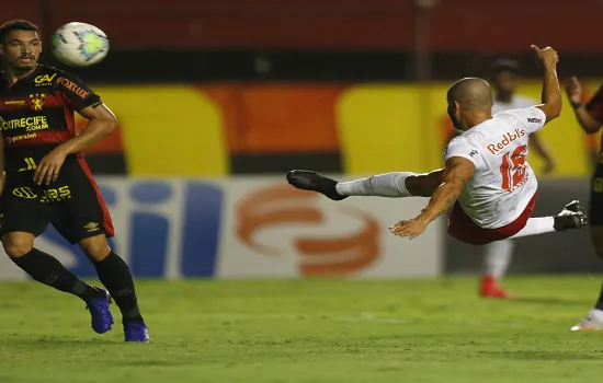 Sport segura o Bragantino