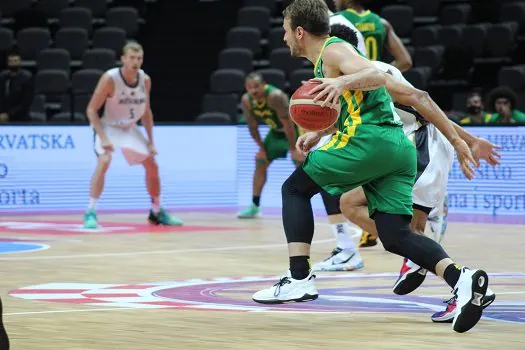 Seleção masculina de basquete perde da Alemanha e fica fora dos Jogos de Tóquio