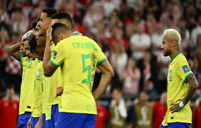 Brasil é derrotado pela Croácia nos pênaltis e está fora da Copa do Mundo no Catar