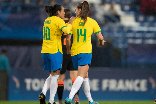 Pia Sundhage promete mudanças na seleção feminina contra a França