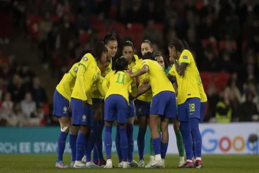 Jovens internadas na Fundação CASA assistem aos jogos do Brasil na Copa do Mundo Feminina