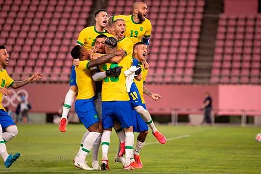 Brasil vence o México nos pênaltis e avança à final do futebol em busca do bi