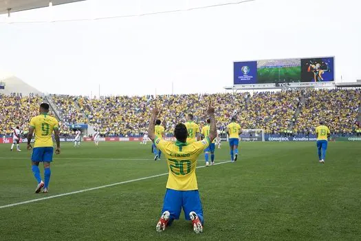 Governo de SP libera 12 mil torcedores em Brasil x Argentina pelas Eliminatórias