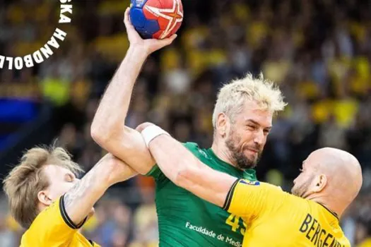 Brasil faz bom primeiro tempo, mas perde para a Suécia no Mundial de Handebol