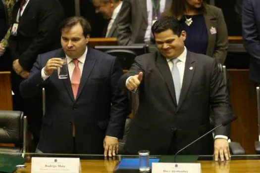 Aliados querem reeleição de Alcolumbre e de Rodrigo Maia