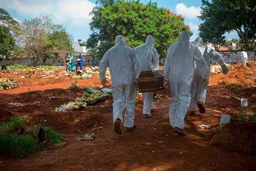 Triste Recorde: Brasil já é o 1º no mundo em registro diário de mortes