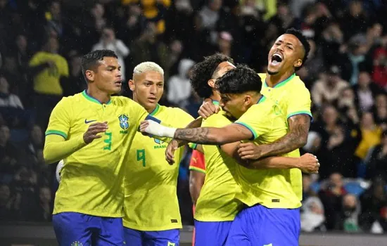 Brasil atropela Gana em amistoso com bom futebol e brilho de Richarlison