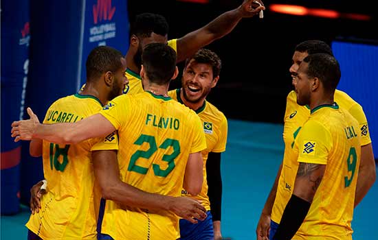 LIGA DAS NAÇÕES MASCULINO: Brasil bate os Estados Unidos por 3 sets a 0