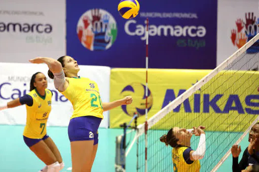 Seleção Feminina: Brasil estreia com vitória sobre o Equador