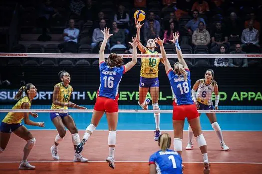 Meninas do Brasil abrem Mundial de Vôlei com vitória sobre a República Checa