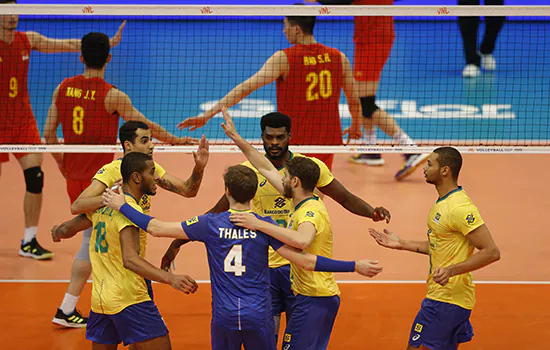 Vôlei: Brasil vence a China por 3 sets a 0