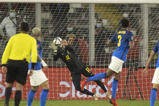 Brasil vence o Chile por 1 a 0